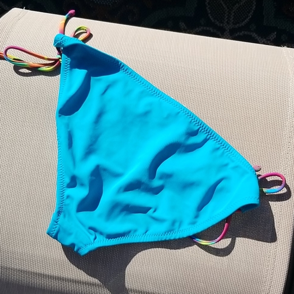 Xhilaration Sz M Embellished Bikini Swimsuit GUC - Picture 4 of 6